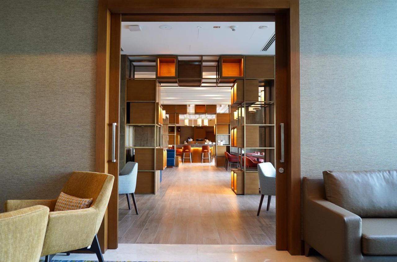 Staybridge Suites Dubai Al-Maktoum Airport By Ihg Kültér fotó